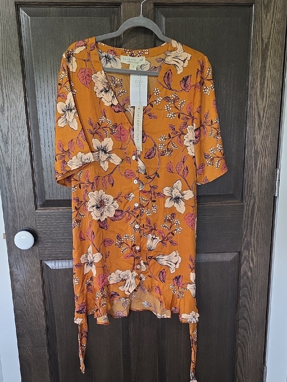 Anthropologie saltwater LUXE Amber Floral Wrap Dress with Cream and Mauve Blooms